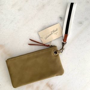 Wristlet Zip wallet/Clutch Green